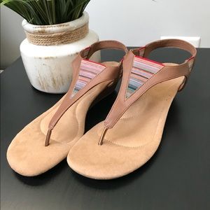 8.5 NWOT Sandals/wedges
